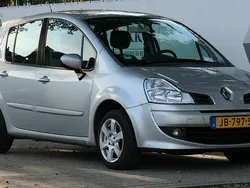 Zilver Gebruikt 2010 Renault Modus Dynamique MPV | € 3.900 (Eerlijke prijs)