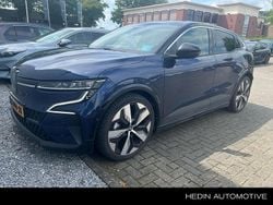 Blauw Gebruikt 2023 Renault Megane E-Tech Techno Hatchback | € 28.880 (Eerlijke prijs)