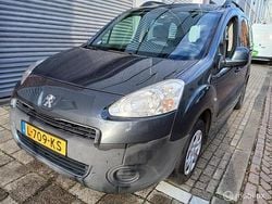 Grijs Gebruikt 2014 Peugeot Partner Tepee Access MPV | € 4.900 (Goede deal)
