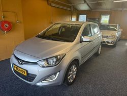 Grijs Gebruikt 2014 Hyundai i20 Hatchback | € 5.499 (Super prijs)