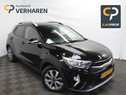 Zwart (metallic) Gebruikt 2022 Kia Stonic SUV | € 17.690 (Eerlijke prijs)