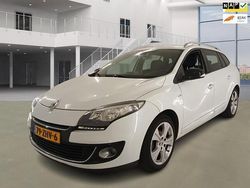 Wit Gebruikt 2012 Renault Mégane GrandTour Bose Edition Stationwagen | € 4.450 (Iets duurder)