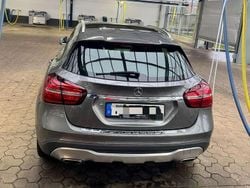Grijs Gebruikt 2017 Mercedes GLA200 SUV | € 24.700 (Iets duurder)