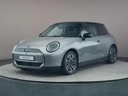 Grijs Nieuw 2024 Mini Cooper Classic Hatchback | € 30.900 (Eerlijke prijs)