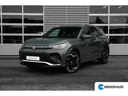Groen, metallic lak Gebruikt 2024 VW Tiguan Business SUV | € 50.845 (Eerlijke prijs)