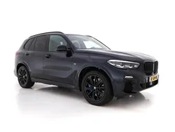 Zwart Gebruikt 2021 BMW X5 Executive SUV | € 41.945 (Eerlijke prijs)