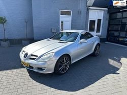 Grijs, metallic lak Gebruikt 2006 Mercedes SLK350 Cabriolet | € 12.945 (Goede deal)