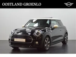 Zwart, metallic lak Gebruikt 2019 Mini Cooper Chili Hatchback | € 23.950 (Duur)