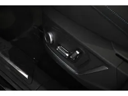 Zwart, metallic lak Gebruikt 2022 Lynk & Co 01 SUV | € 26.995 (Iets duurder)