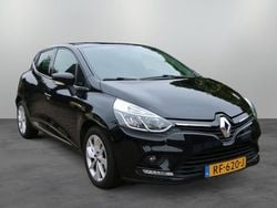 Zwart Gebruikt 2017 Renault Clio IV LIMITED Hatchback | € 8.045 (Goede deal)