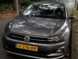 Grijs Gebruikt 2020 VW Polo Comfortline Hatchback | € 13.999 (Eerlijke prijs)