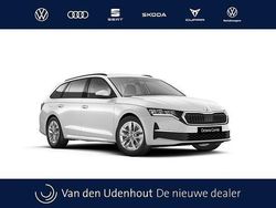 Wit Nieuw 2025 Skoda Octavia Business Line Stationwagen | € 38.556 (Eerlijke prijs)