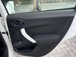 Wit Gebruikt 2014 Peugeot 208 Hatchback | € 4.500 (Eerlijke prijs)