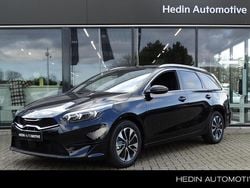 Zwart Nieuw 2025 Kia Ceed Hatchback | € 30.945 (Goede deal)