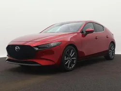 Soul red crystal (rood metallic) Nieuw 2025 Mazda 3 Takumi-Line Hatchback | € 38.940 (Iets duurder)