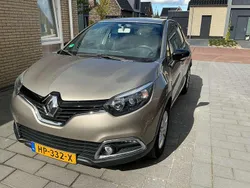 Beige Gebruikt 2015 Renault Captur Expression SUV | € 8.000 (Goede deal)