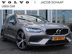 Grijs Gebruikt 2019 Volvo V60 Momentum Stationwagen | € 23.900 (Goede deal)