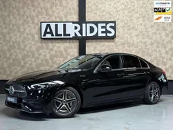 Zwart Gebruikt 2021 Mercedes C180 AMG line Sedan | € 38.950 (Eerlijke prijs)