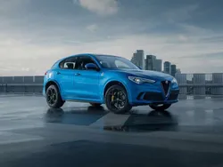 Blauw Gebruikt 2018 Alfa Romeo Stelvio Quadrifoglio SUV | € 59.995 (Eerlijke prijs)