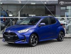 Blauw Nieuw 2025 Toyota Yaris Hybrid Executive Hatchback | € 34.294 (Super prijs)