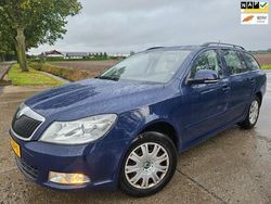 Blauw Gebruikt 2012 Skoda Octavia Ambition Stationwagen | € 1.950 (Super prijs)