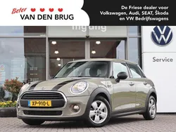Grijs, metallic lak Gebruikt 2019 Mini ONE Salt Hatchback | € 14.950 (Goede deal)