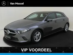 Grijs Gebruikt 2019 Mercedes A180 Business Hatchback | € 22.945 (Eerlijke prijs)
