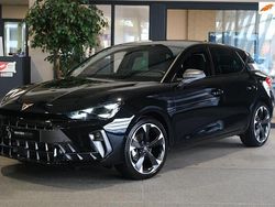 Zwart Gebruikt 2025 Cupra Leon Hatchback | € 34.450 (Iets duurder)