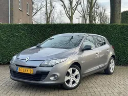 Grijs Gebruikt 2011 Renault Mégane III Hatchback | € 5.995 (Eerlijke prijs)