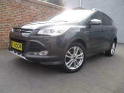 Grijs Gebruikt 2016 Ford Kuga Titanium SUV | € 14.780 (Goede deal)
