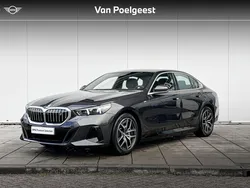 Sophistograu brillianteffect metallic (grijs metallic) Gebruikt 2025 BMW i5 Comfort Edition Sedan | € 64.900 (Duur)