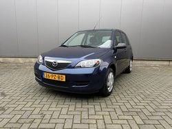 Blauw (metallic) Gebruikt 2005 Mazda 2 Exclusive MPV | € 2.450 (Eerlijke prijs)
