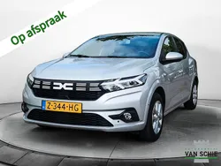 Grijs Gebruikt 2024 Dacia Sandero Expression Hatchback | € 16.900 (Goede deal)