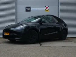 Zwart Gebruikt 2023 Tesla Model Y Long Range SUV | € 39.999 (Goede deal)