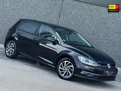 Zwart Gebruikt 2017 VW Golf VII R-line Hatchback | € 9.899 (Eerlijke prijs)
