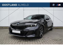 Grijs Gebruikt 2024 BMW 550e M Sport Sedan | € 84.950 (Duur)