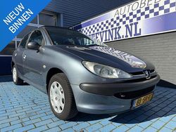 Grijs Gebruikt 2005 Peugeot 206 Hatchback | € 4.950 (Duur)