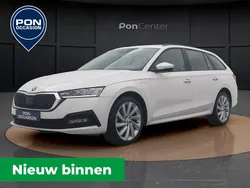 Wit Gebruikt 2022 Skoda Octavia Ambition Stationwagen | € 23.950 (Goede deal)
