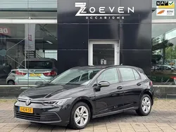 Zwart Gebruikt 2020 VW Golf VIII Life Hatchback | € 16.995 (Iets duurder)