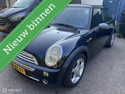 Zwart Gebruikt 2005 Mini ONE Hatchback | € 1.695 (Eerlijke prijs)