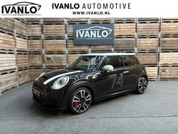 Zwart Gebruikt 2022 Mini John Cooper Works Essential Hatchback | € 32.889 (Super prijs)