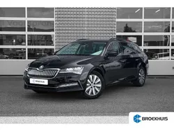 Zwart Gebruikt 2022 Skoda Superb Business Line Stationwagen | € 25.890 (Goede deal)