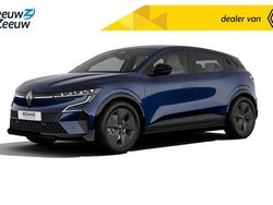 Blue nocturne Nieuw 2025 Renault Mégane Evolution Hatchback | € 36.900