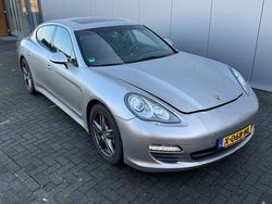 Grijs Gebruikt 2011 Porsche Panamera Sedan | € 23.950 (Super prijs)
