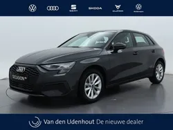 Grijs Gebruikt 2024 Audi A3 Proline Hatchback | € 31.990 (Eerlijke prijs)