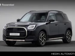 Zwart Gebruikt 2024 Mini Countryman Favoured SUV | € 47.880 (Eerlijke prijs)