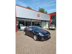 Zwart Gebruikt 2011 Alfa Romeo Giulietta Distinctive Hatchback | € 7.450 (Eerlijke prijs)