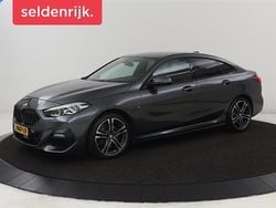 Grijs Gebruikt 2020 BMW 218 M Sport Sedan | € 20.400 (Eerlijke prijs)