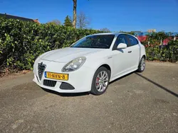 Wit Gebruikt 2010 Alfa Romeo Giulietta Hatchback | € 5.000 (Duur)