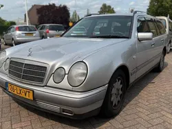 Grijs Gebruikt 1997 Mercedes 240 Avantgarde | € 1.950